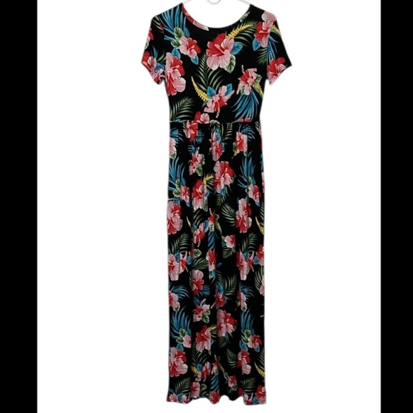NWOT Tropical Floral Maxi Dress with Pockets in Size Small Crinkle Texture - Picture 2 of 7